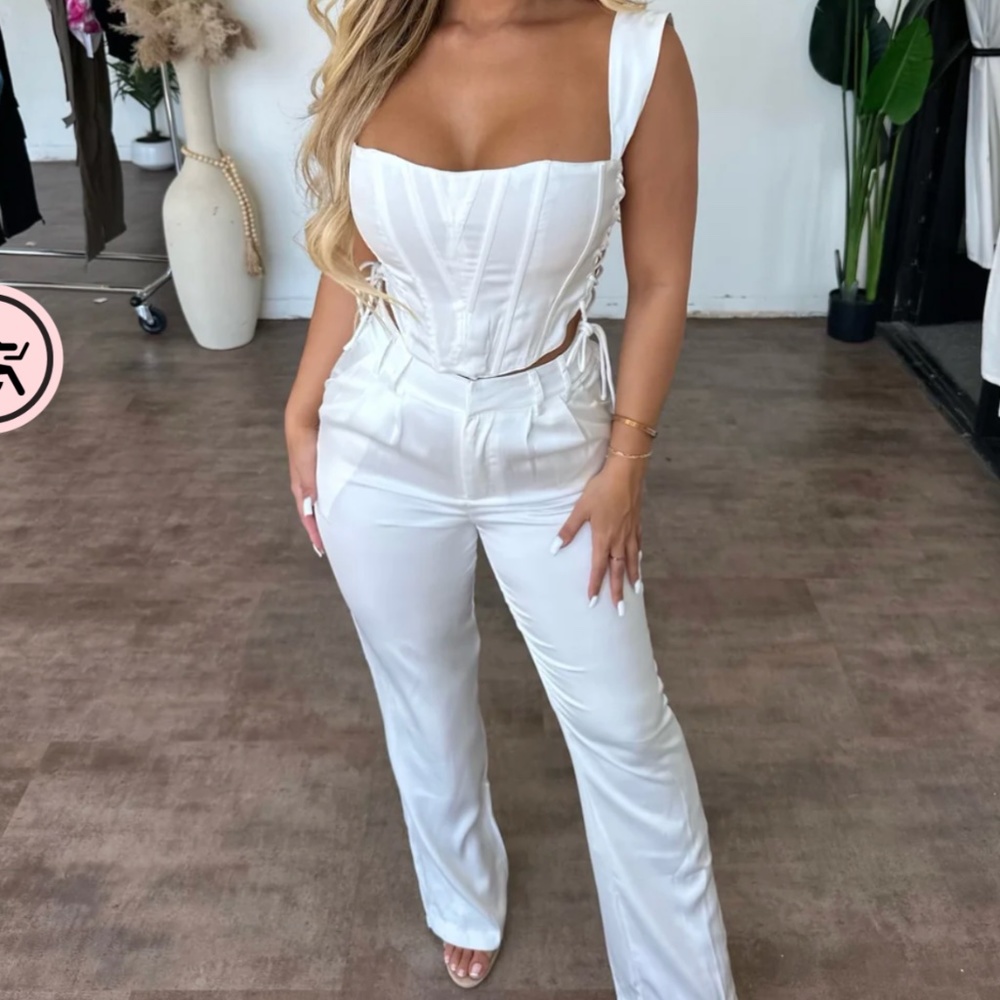 OOTD White two piece set